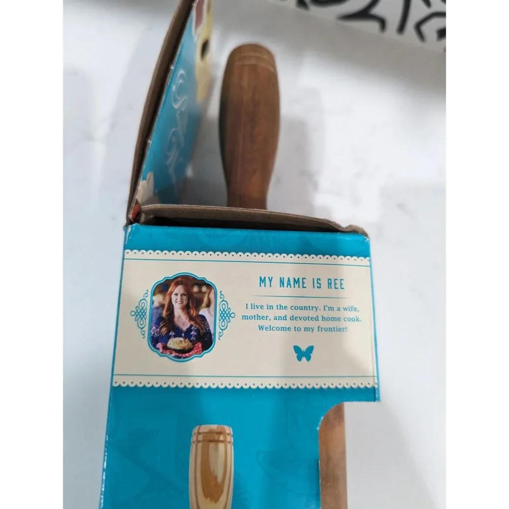 New in Box The Pioneer Woman Olive Wood Rolling Pin Beautiful Farmhouse